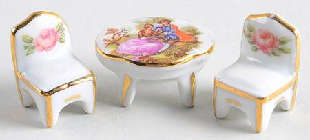 Limoges Miniature Figurines & Giftware Oval Table With 2 Chairs-Set Of 3 - No Box