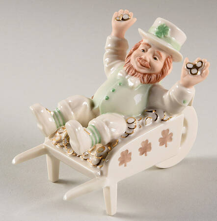 St Patricks Day Figures Cart Full Of Wishes - Boxed