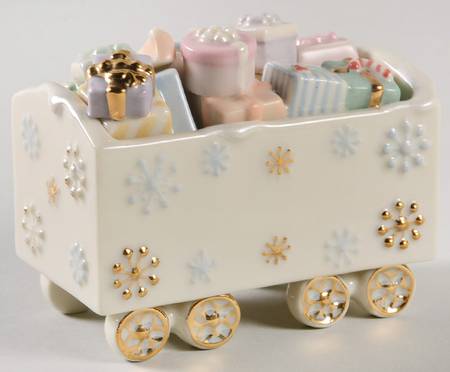 Holiday Traditions Collection Train Gift Car-No Lettering - No Box