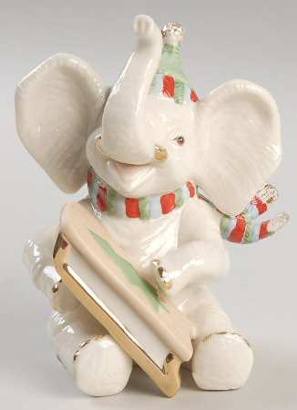Mini Classic Elephants Snowy Day - Boxed