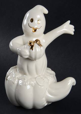 Halloween Figurines Ghost In Pumpkin - No Box