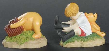 Winnie the Pooh Thimble Collection Pair Of Thimbles #2 - Boxed