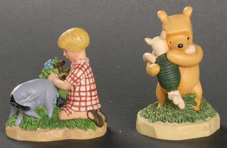 Winnie the Pooh Thimble Collection Pair Of Thimbles #8 - Boxed