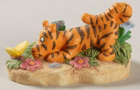 Winnie the Pooh Thimble Collection Tigger With Butterfly - Boxed