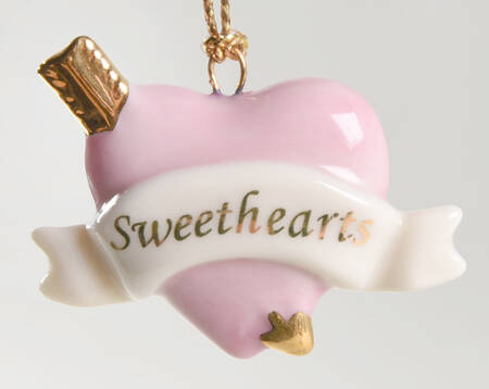 Romantic Moments Ornament Tree Sweethearts Heart - No Box