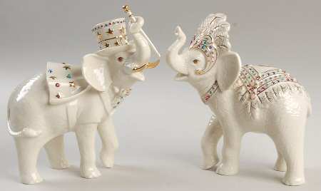 Royal Court Elephants Pride Of Vegas-Set Of 2 - Boxed