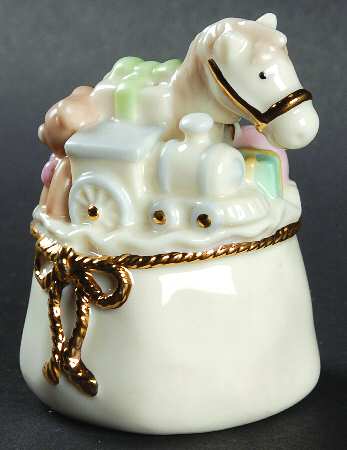 Santa's Surprise Salt &amp; Pepper by Lenox