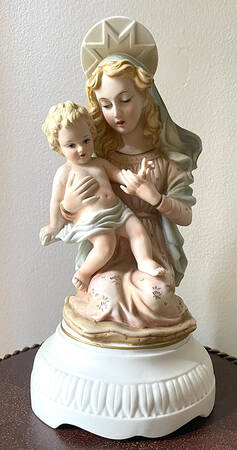 LEFton Music Boxes Madonna - No Box