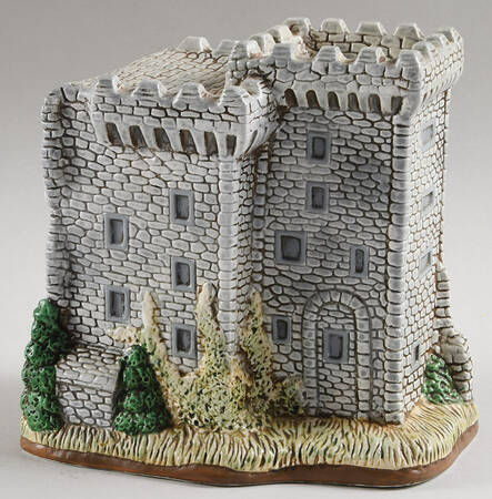 LEFton Music Boxes Castle-Irish Eyes Are Smiling - Boxed