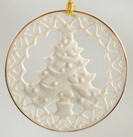 Traditional Pierced Ornaments Tree - With Box
