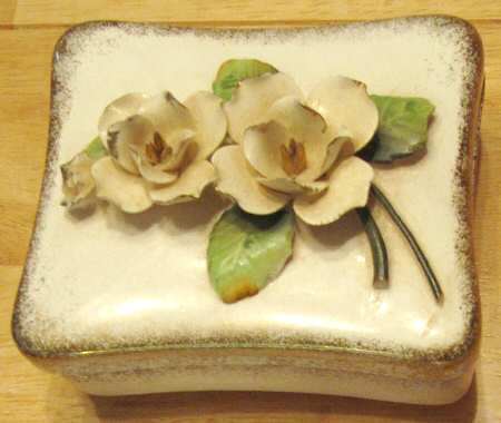 LEFton Giftware Floral Cigarette Box W/ Lid - No Box