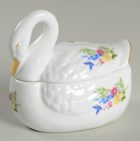 LEFton Giftware Swan Covered Box-Blue Butterfly And Flow - No Box