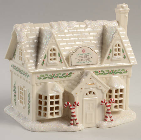 Holiday Village Lit Sweet Shoppe W/Candycanes - Boxed