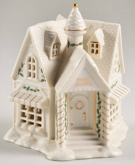 Christmas Village Candy Shoppe/Sweet Shoppe - Boxed