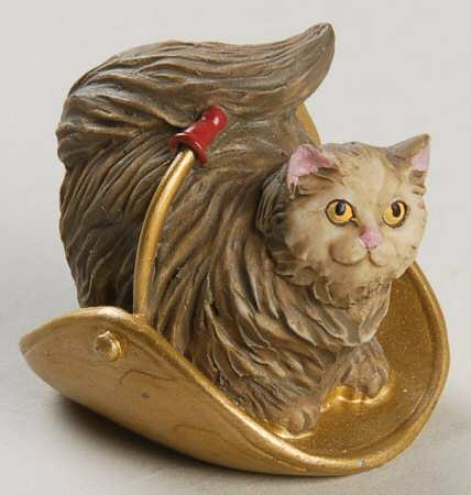 Victorian Parlor Kitten Thimbles Maine Coon In A Log Holder - Boxed