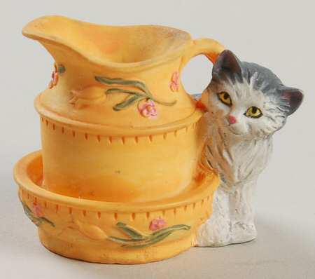 Victorian Parlor Kitten Thimbles Blue & White In Pitcher & Bowl - Boxed