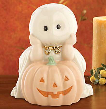 Scary Ghost by Lenox