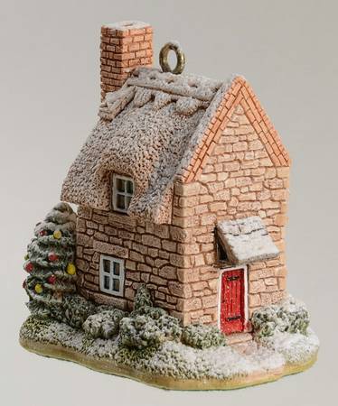 Annual Lilliput Lane Ornament Robin Cottage - Boxed