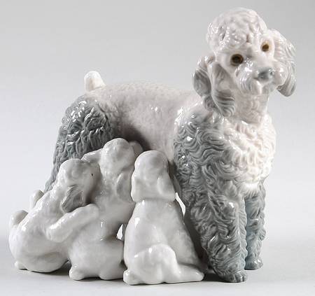 Animals-Domestic Mother With Pups-Poodles-Gray - No Box