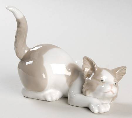 Animals-Domestic Attentive Cat - Boxed