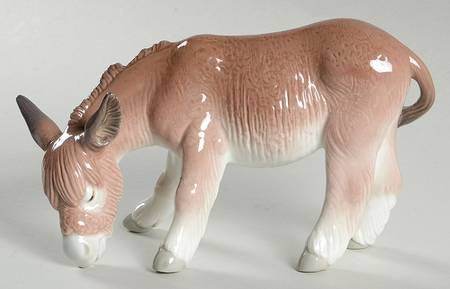Animals-Domestic Donkey Eating - No Box