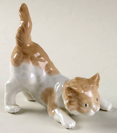 Animals-Domestic Playful Cat - Boxed