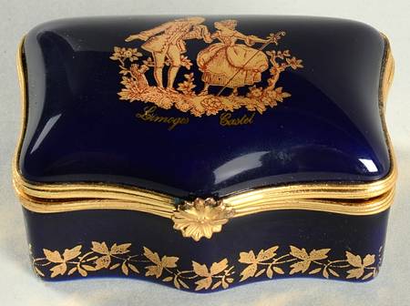 Limoges Castel Figurines Hinged Box - Courting Scene - No Box