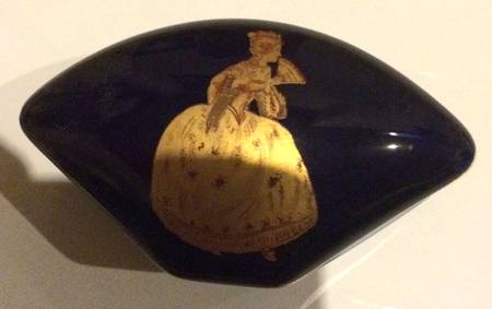 Limoges Castel Figurines Fan Box-Je T'Aime - No Box