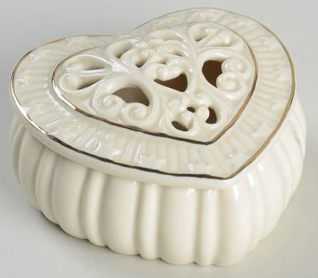 Lenox Boxes Pierced Heart Box - Boxed