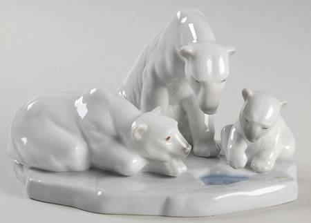 Animals-Wild Bearly Love-Three Polar Bears - Boxed