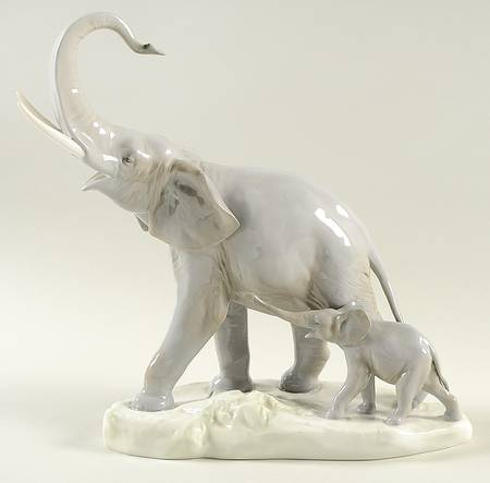 Animals-Wild Two Elephants - Boxed