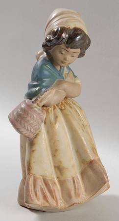 Farm Girls Gres Waiting-Girl With Arms Crossed - No Box