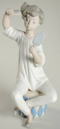 Girls Dressing Girl With Brush - Boxed