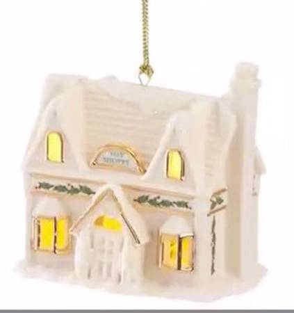 Christmas Village Lighted Toy Shoppe - With Box