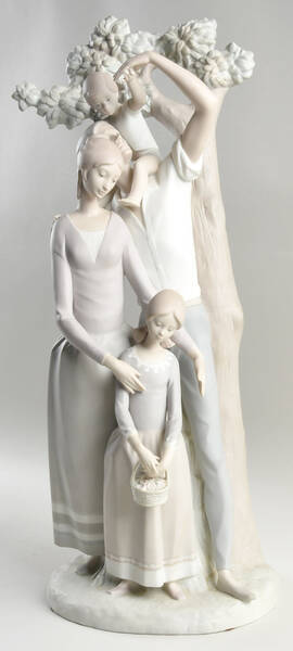 Families The Family - Boxed