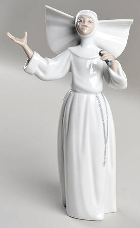 Nuns Sister Singing - Boxed