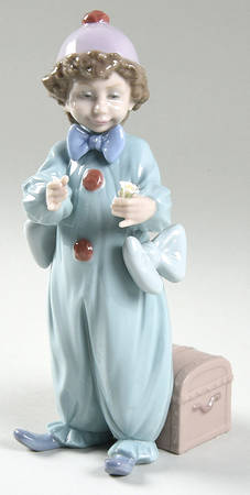 Circus and Clowns Pierrot Rehearsing-Clown With Flower - With Box 53