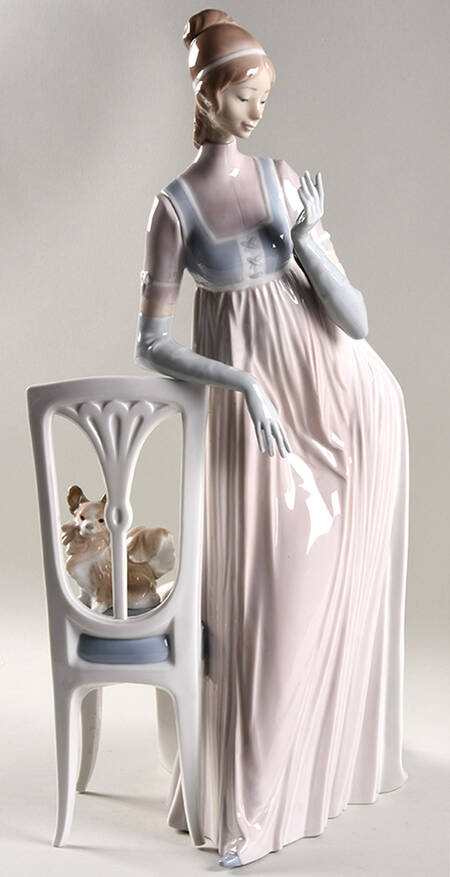Women with Dogs Lady Empire - Boxed