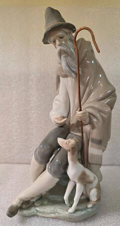 Men and Boys Beggar - Boxed