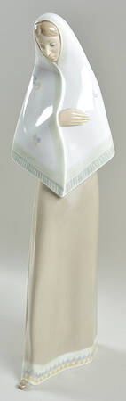 Young Women Insular Lady - No Box