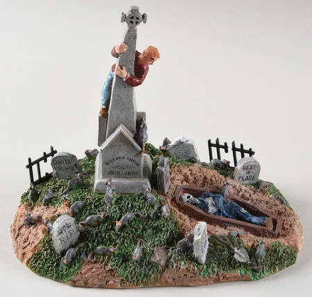 Spooky Town Rat Attack - With Box 1002
