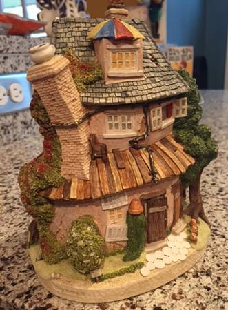 Great British Pubs The Village Idiots House - Boxed