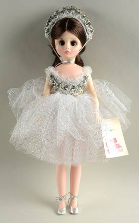 Ballerina Elise - Silver Dress - Brunette - No Box