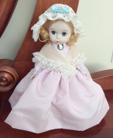 International-8" Doll United States-Pink Dress - With Box 2e