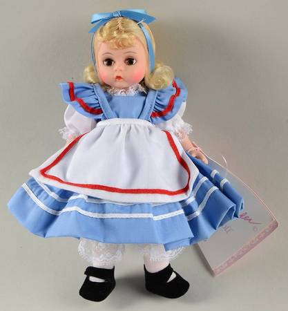 Alice in Wonderland Alice In Wonderland - Boxed