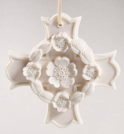 Margaret Furlong Ornaments Blooms Of Hope - Boxed