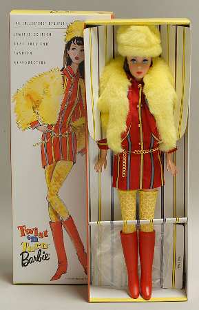 Barbie & Ken Dolls Twist N Turn Barbie - Boxed