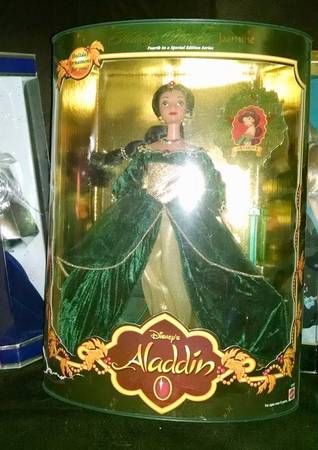 Disney Holiday Princess Jasmine From Aladdin - Boxed
