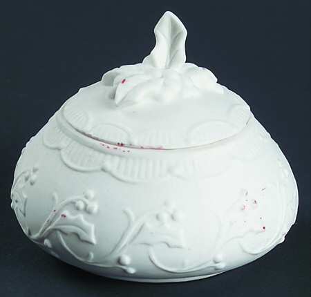 Mikasa Figurine Holly Trinket Box - Boxed