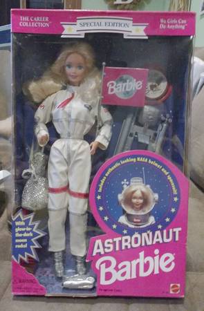 Toys R Us-Exclusives Astronaut Barbie Caucasian - Boxed